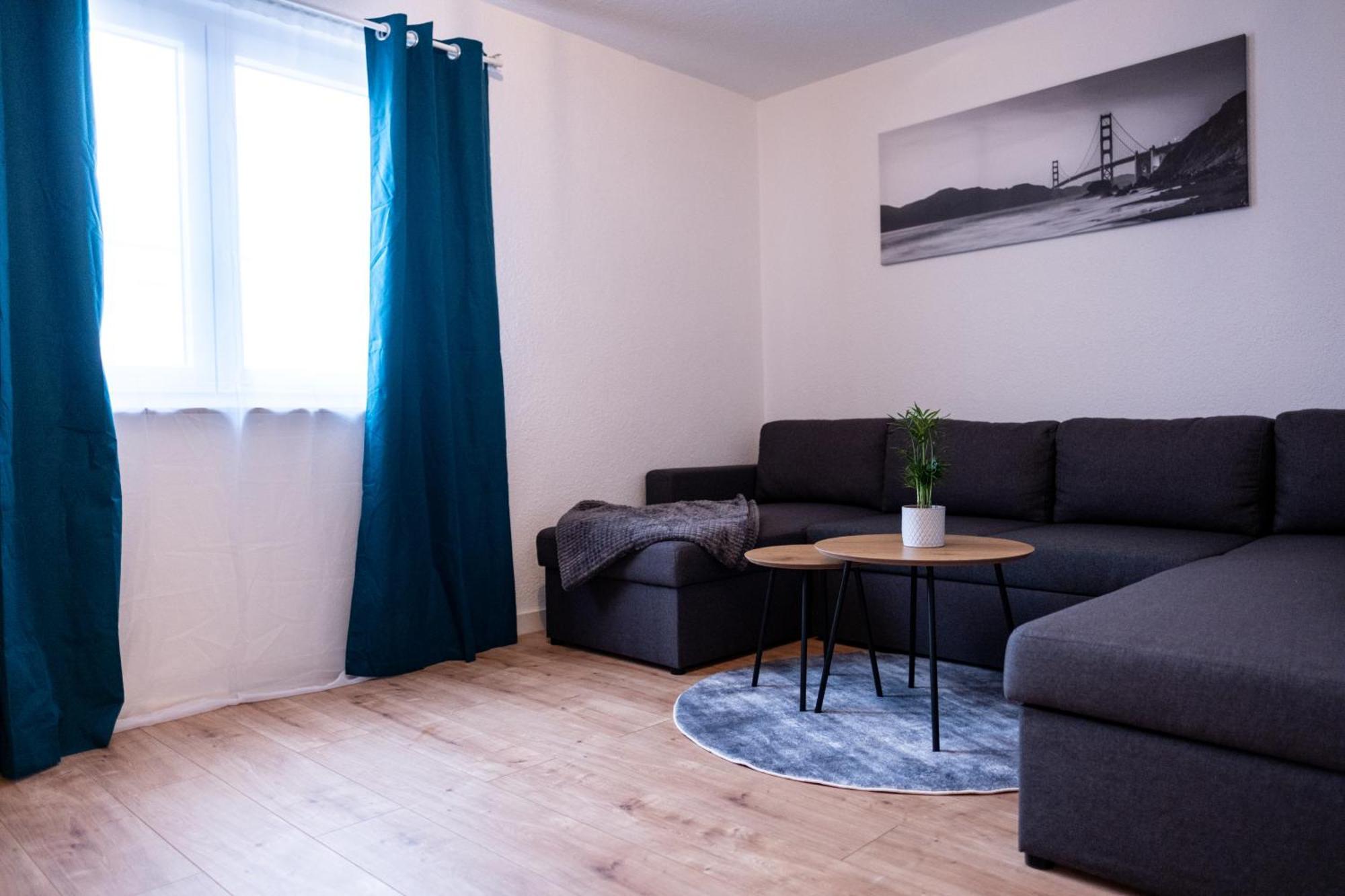 Klassen Apartments! Stadtnahes Ferienhaus* Mit Terrasse In Aulendorf * Fuer 6-8 Personen Eksteriør bilde