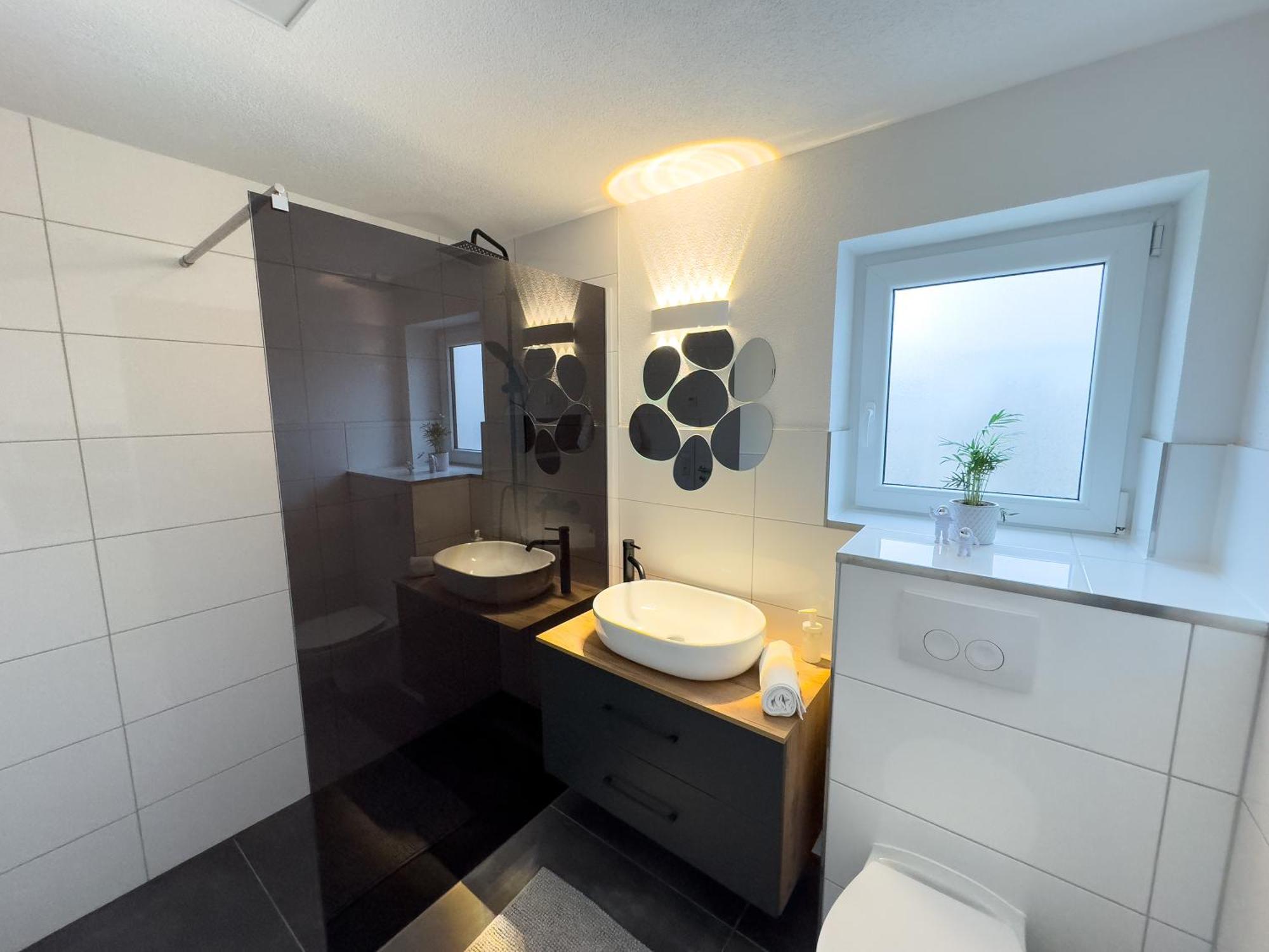 Klassen Apartments! Stadtnahes Ferienhaus* Mit Terrasse In Aulendorf * Fuer 6-8 Personen Eksteriør bilde